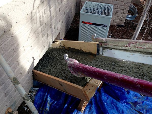 Лоток для подачи бетона на строительный объект